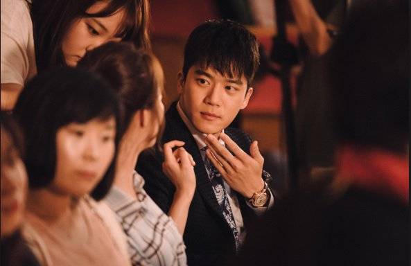Hạnh Phúc Bất Ngờ Hạnh Phúc Bất Ngờ